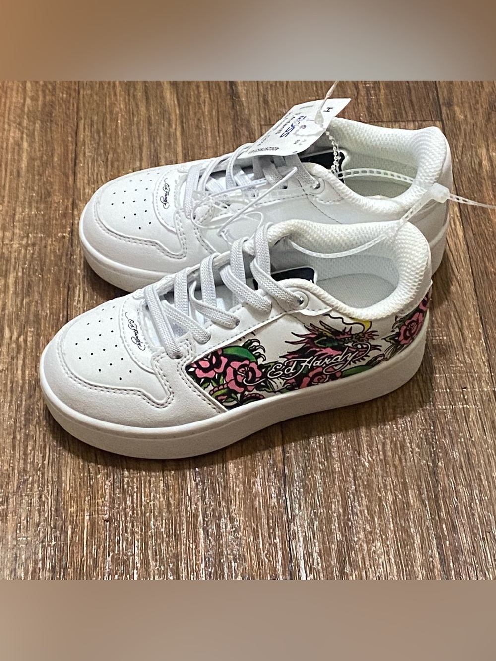 Ed Hardy Girls Size 9 Sneakers Tennis Shoes White Tiger Tattoo New NWT
Brand New